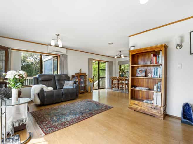 2/13 Coronation Road, Hillcrest