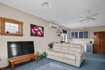 3 Plunket Street, OMAKAU