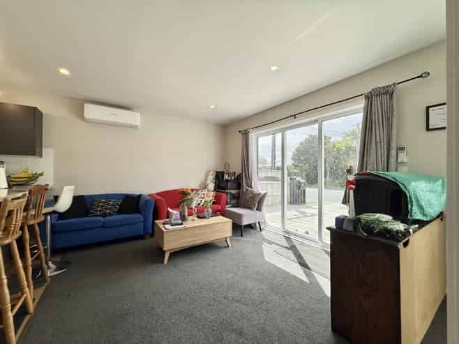 9b Raymond Terrace, Fairfield
