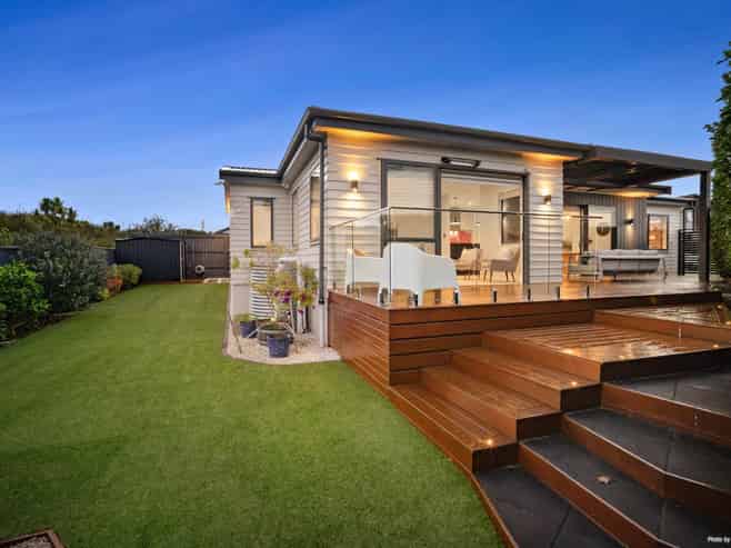 51 Makete Crescent, Hobsonville