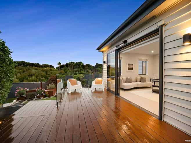 51 Makete Crescent, Hobsonville