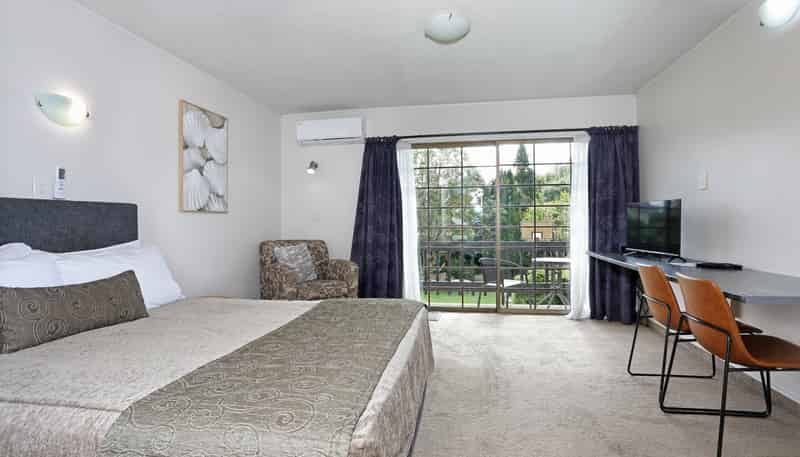 167 Fitzherbert Avenue, West End