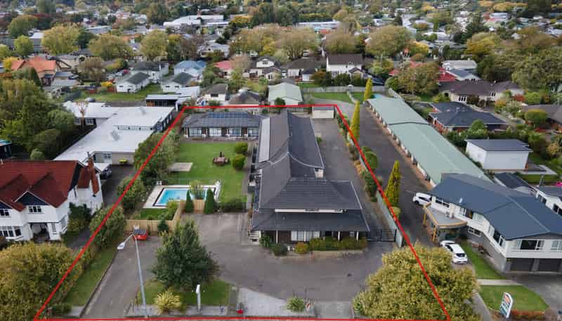 167 Fitzherbert Avenue, West End