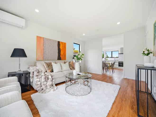 93 Stapleford Crescent, Browns Bay