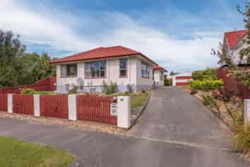 57 Warren Crescent, Hillmorton