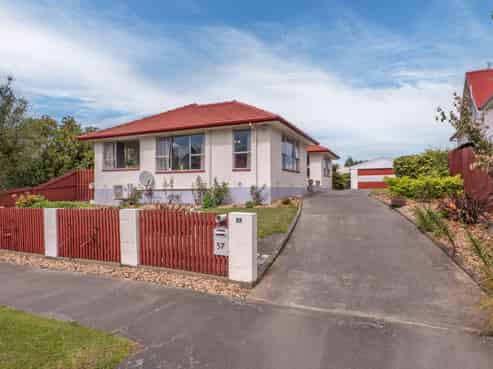 57 Warren Crescent, Hillmorton