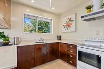 57 Warren Crescent, Hillmorton