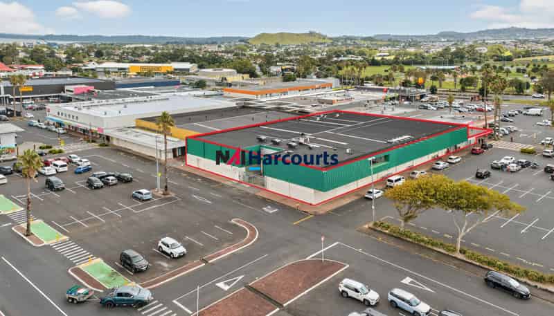 29 Mangere Town Square, Mangere