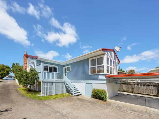 1/470 East Coast Road, Mairangi Bay