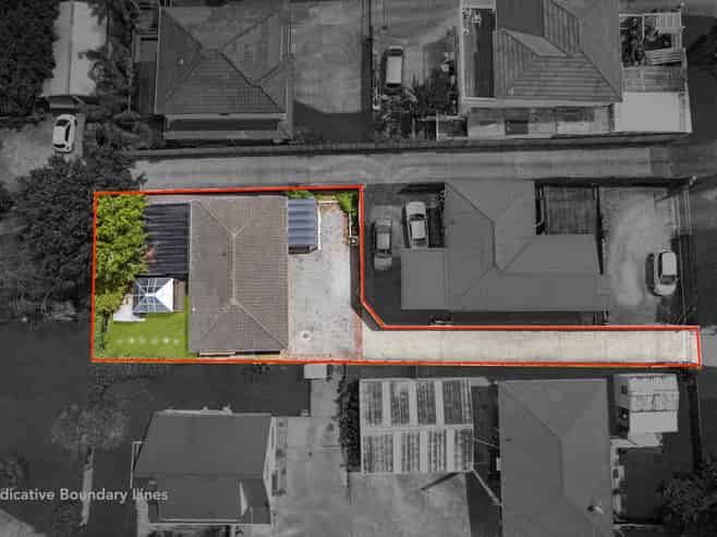 69a Awaroa Road, Sunnyvale