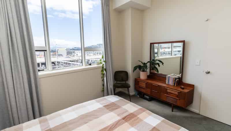 211/107 Thorndon Quay, Thorndon