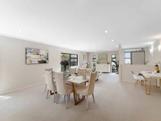 8 Carol Lee Place, Albany