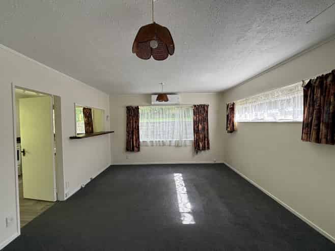 5A Magnolia Grove, Maungaraki