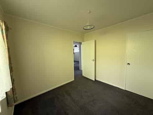 5A Magnolia Grove, Maungaraki