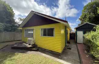 5A Magnolia Grove, Maungaraki