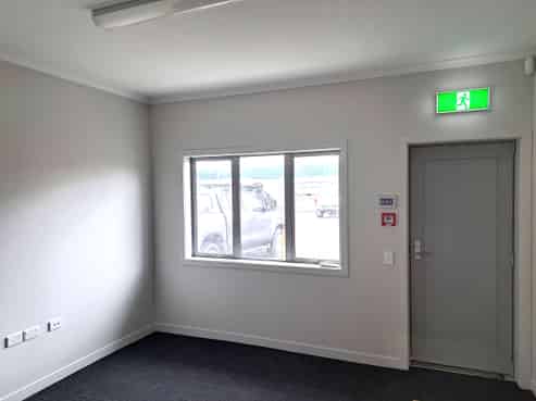 Brand New Warehouse - Prime Location 