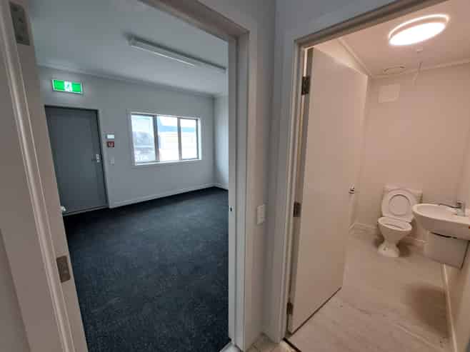 Prime Location - Brand New Warehouse. 