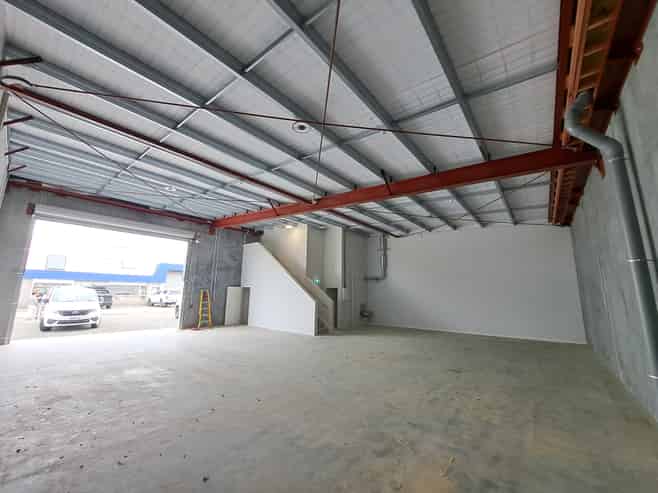 Prime Location - Brand New Warehouse. 