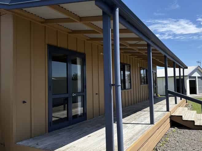 1/607 Collinge Road, Mayfair