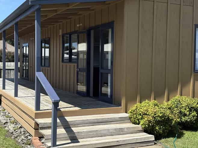 1/607 Collinge Road, Mayfair