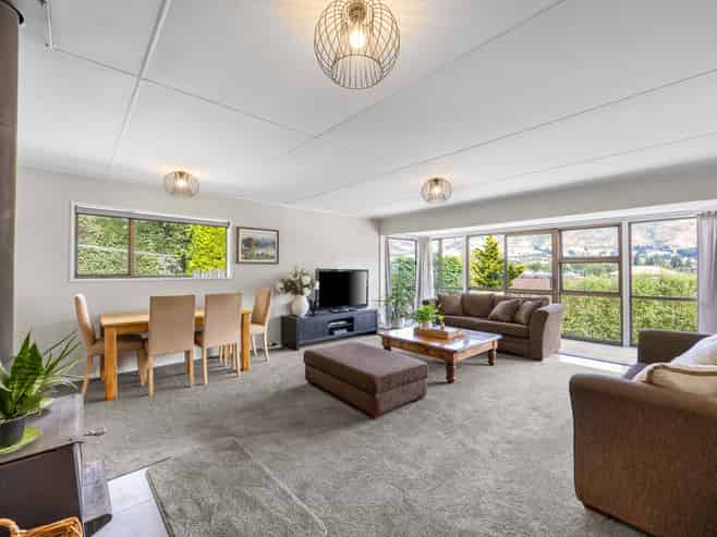 2/32 Brownston Street, Wanaka