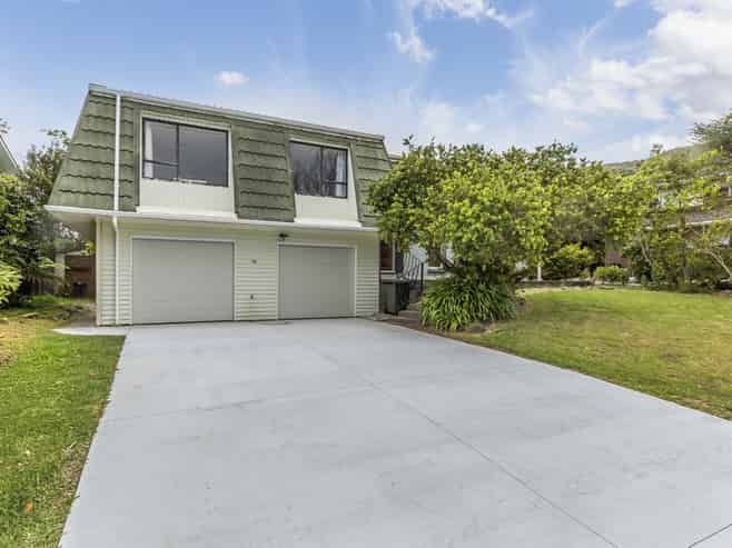 14 Balliol Drive, Tawa