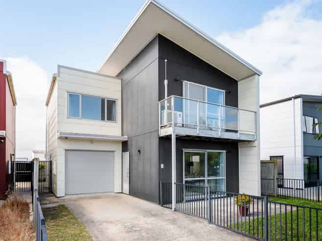 19 Anna Jean Crescent, Flagstaff