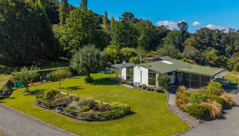 1693 Ruatiti Road, Ruatiti
