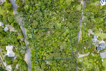 20 Young Street, Mahurangi East