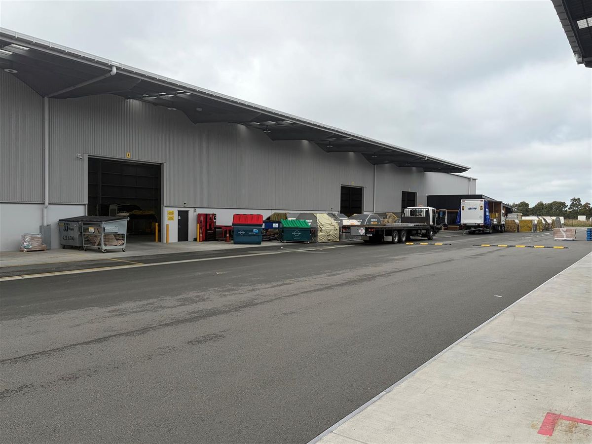 Prime Warehouse - Available July 2026 – pohled 2