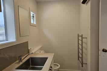 54a Mana View Road, Mana