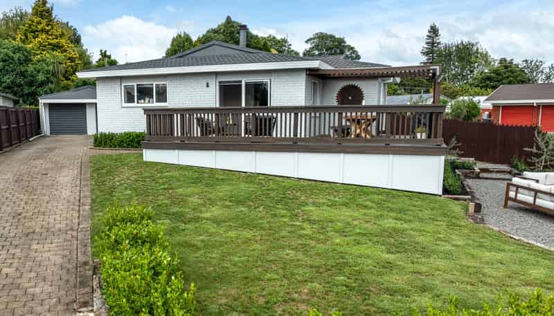 37 Sheridan Crescent, Cambridge