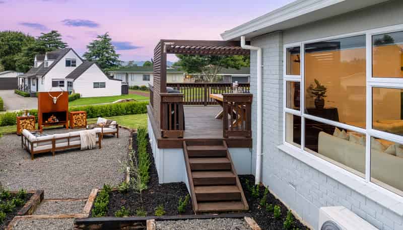 37 Sheridan Crescent, Cambridge