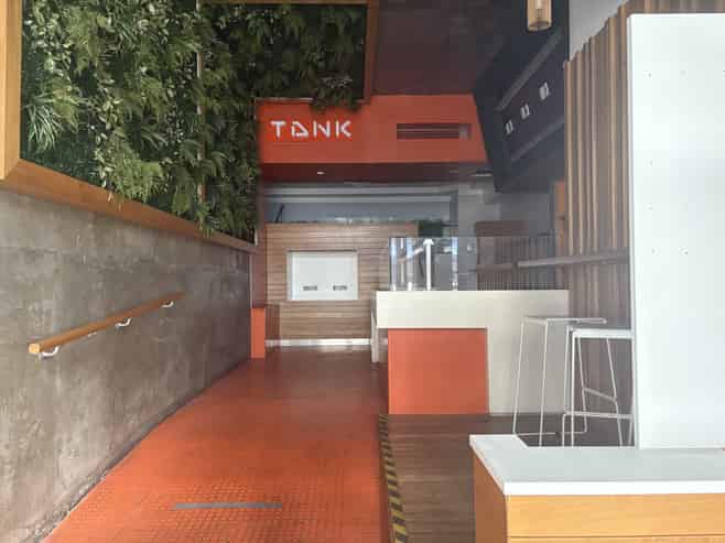 Premium F&B – Turnkey retail!