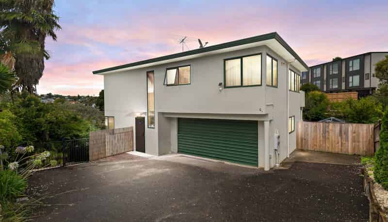 2/6 Wilkinson Way, Browns Bay