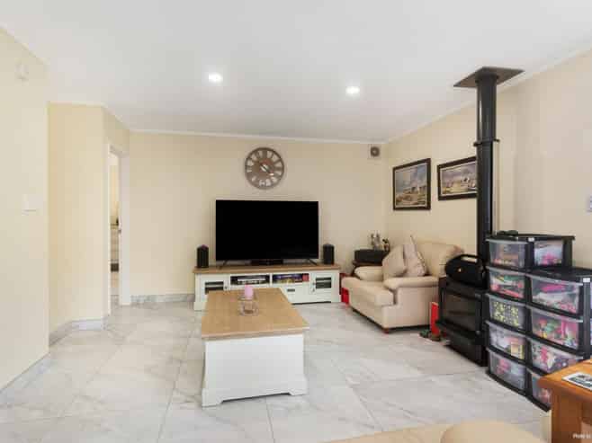 2/6 Wilkinson Way, Browns Bay