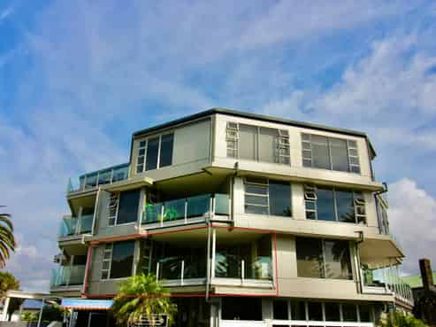 1B/8 The Esplanade, Whitianga