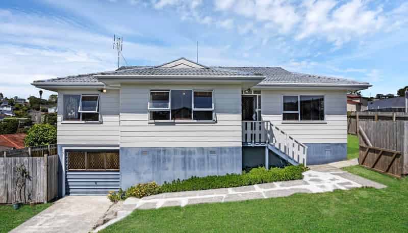 14 Tetrarch Place, Totara Vale