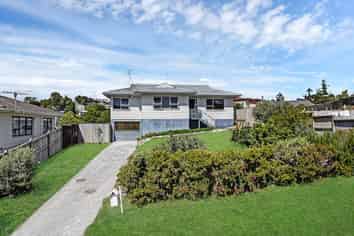 14 Tetrarch Place, Totara Vale