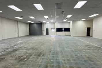 278M² WAREHOUSE SPACE FOR LEASE - ROSEDALE
