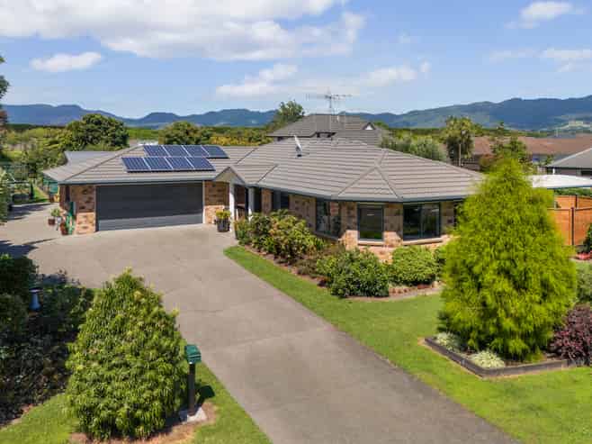 2 Bransley Grove, Katikati