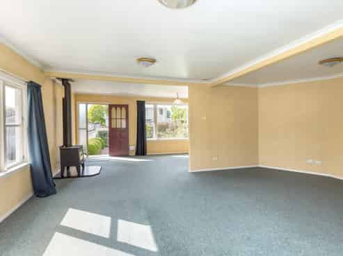 13 Armstrong Avenue, Carterton