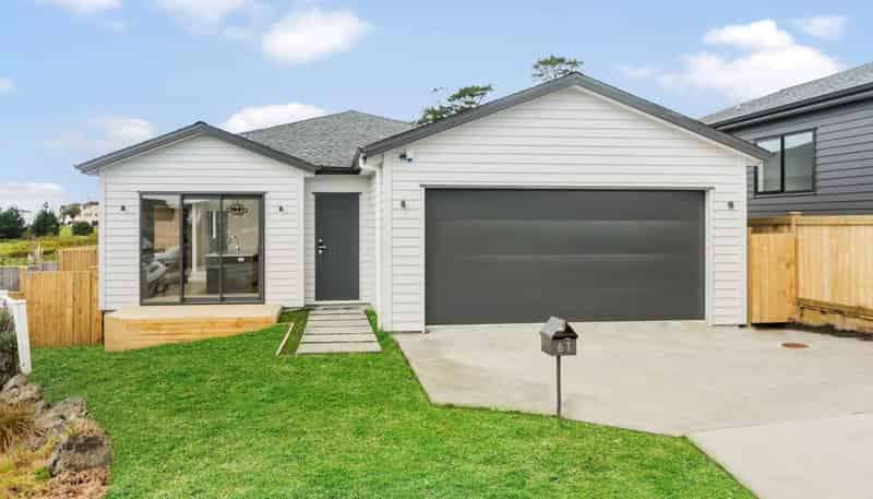 61 Discovery Drive, Gulf Harbour