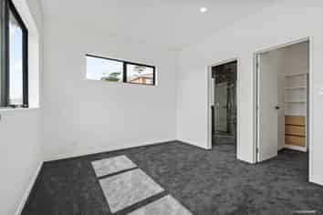 61 Discovery Drive, Gulf Harbour