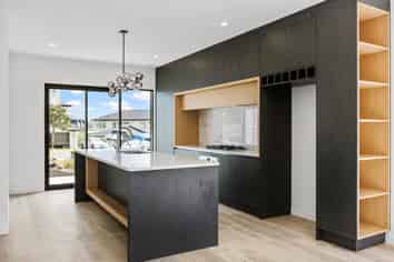 61 Discovery Drive, Gulf Harbour