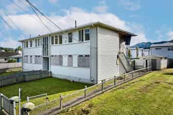 2-8 Hanson Grove, Stokes Valley