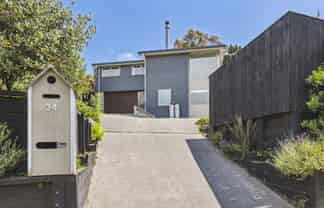 34 Rainbow Court , Raumati South