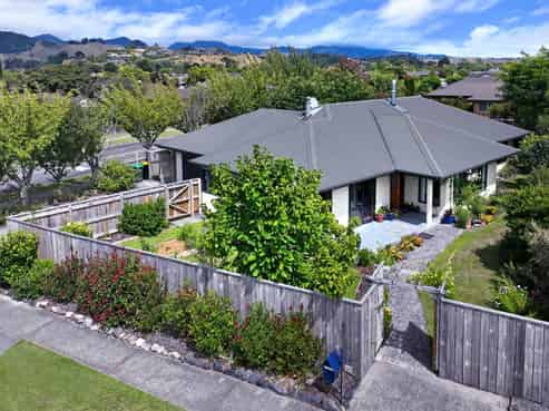 21 Malthouse Crescent, Brightwater