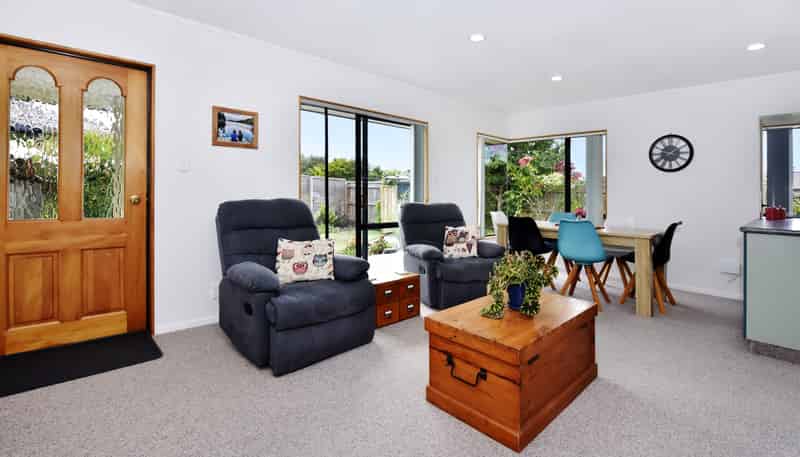 21 Malthouse Crescent, Brightwater
