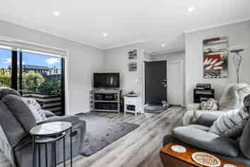 13/15 Onukutara Place, Huntington